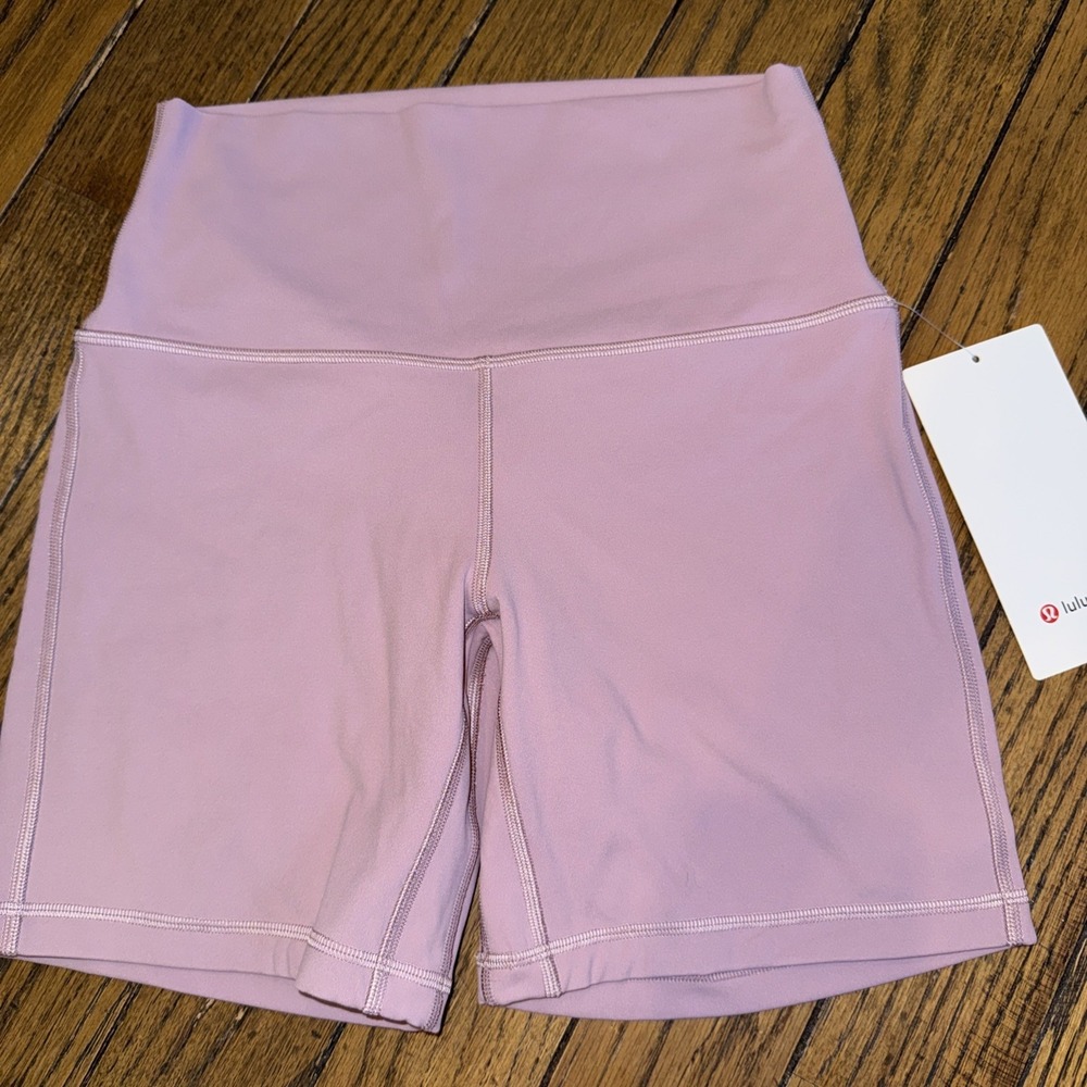 LULULEMON Align HR Short 6" Inseam Rose Blush Size 6 Nulu Fabric Hi Rise Stretch